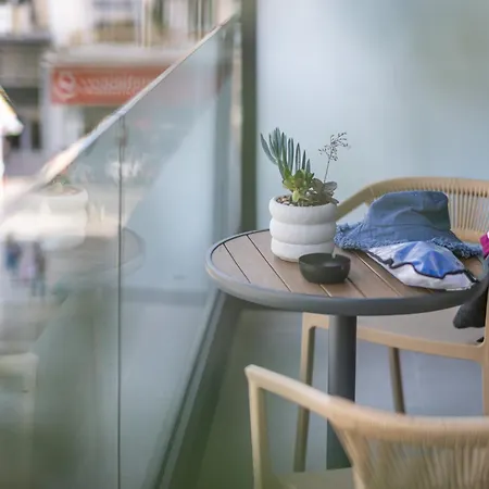 Centro アパートホテル カラマタ