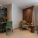 Centro 3*