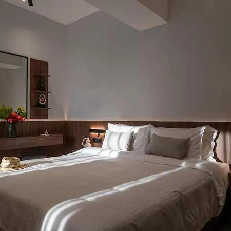 Centro Aparthotel 4*