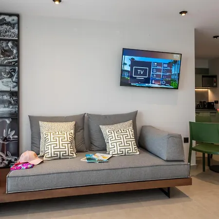 Centro Aparthotel Kalamata