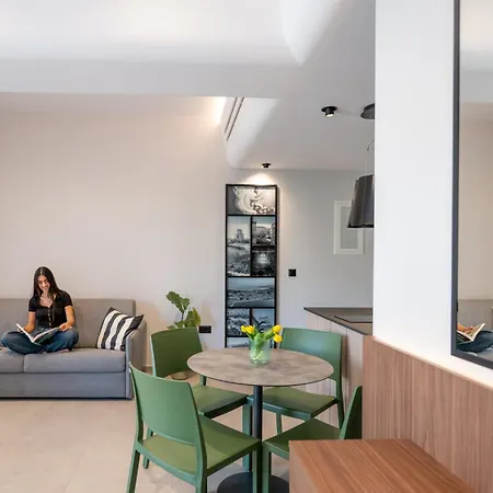 Aparthotel Centro 4*