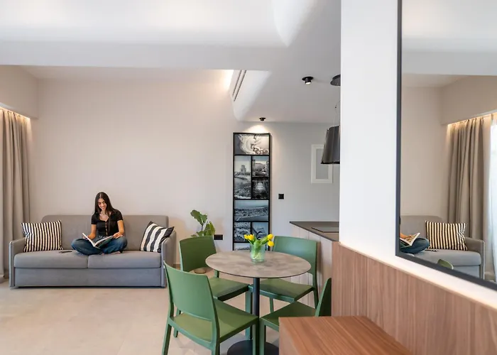 Aparthotel Centro 4*