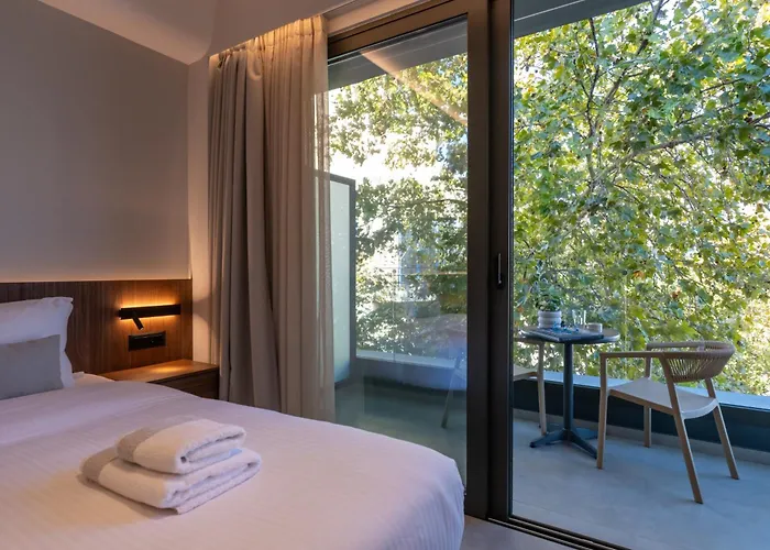 Centro Apartahotel 4*